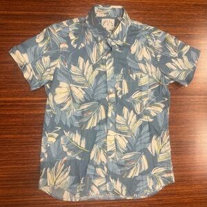 Kirrin Finch Ray Short Sleeve Androgynous Button Up Shirt Size 8 Blue Floral EUC